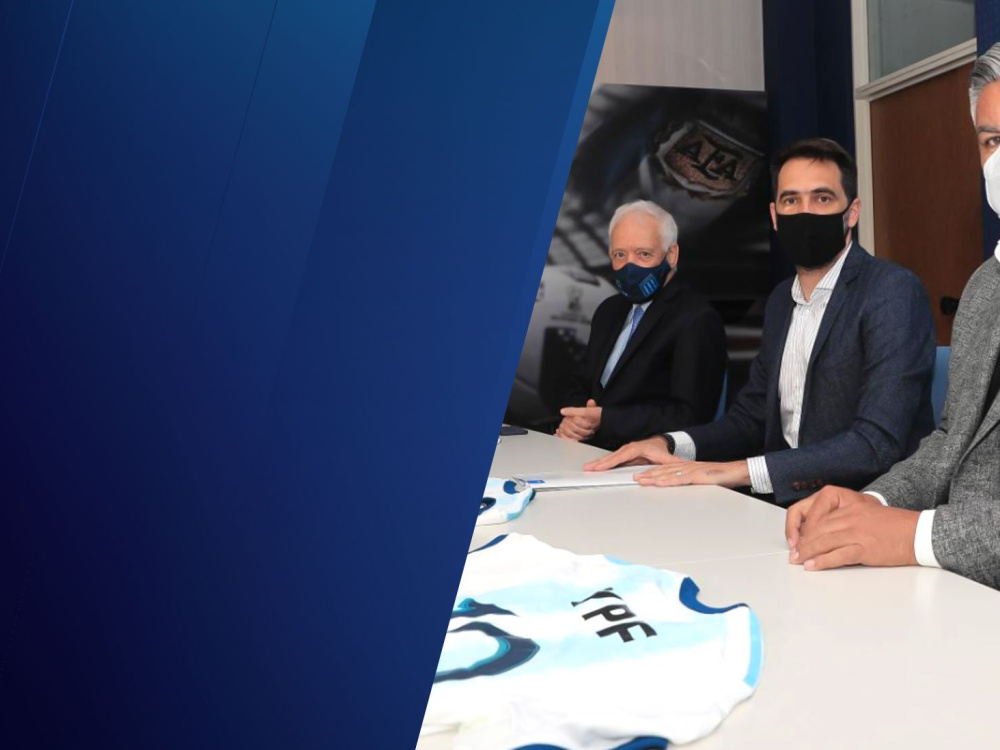 La AFA extendió su alianza comercial con YPF hasta 2025 para todas sus selecciones