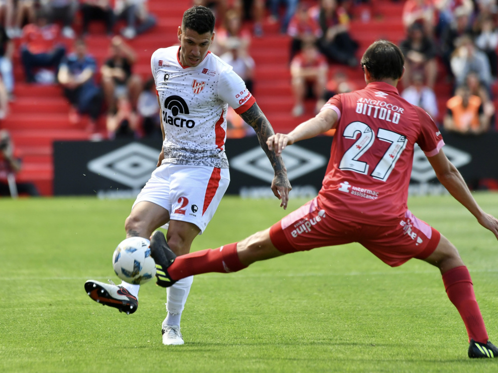 Instituto se impuso 2-1 ante Argentinos 