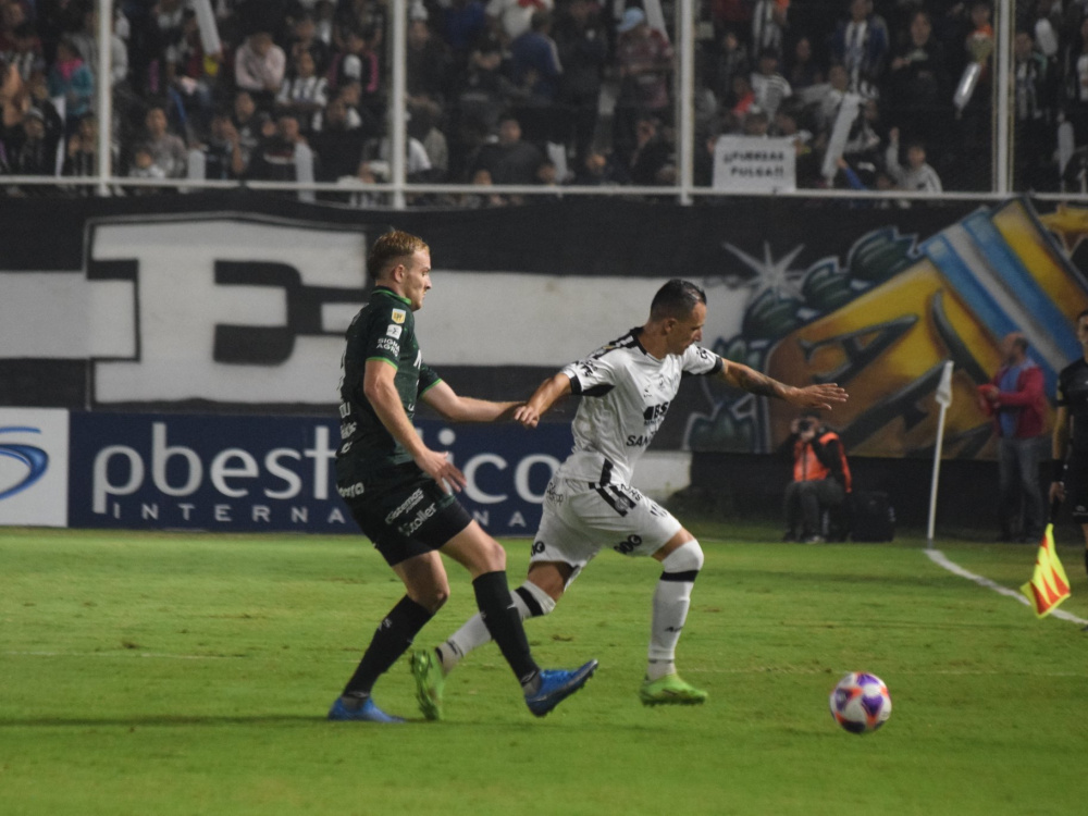 En el cierre de la fecha, Central Córdoba cayó por la mínima ante Sarmiento como local