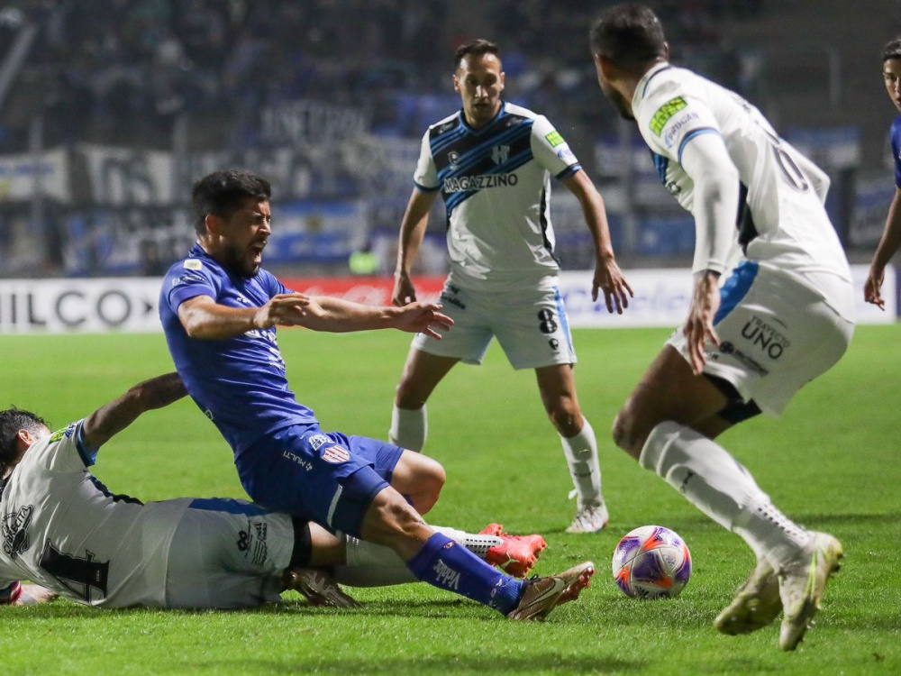Copa Argentina: tras igualar 1-1 en los 90 minutos, Almagro eliminó a Unión por penales