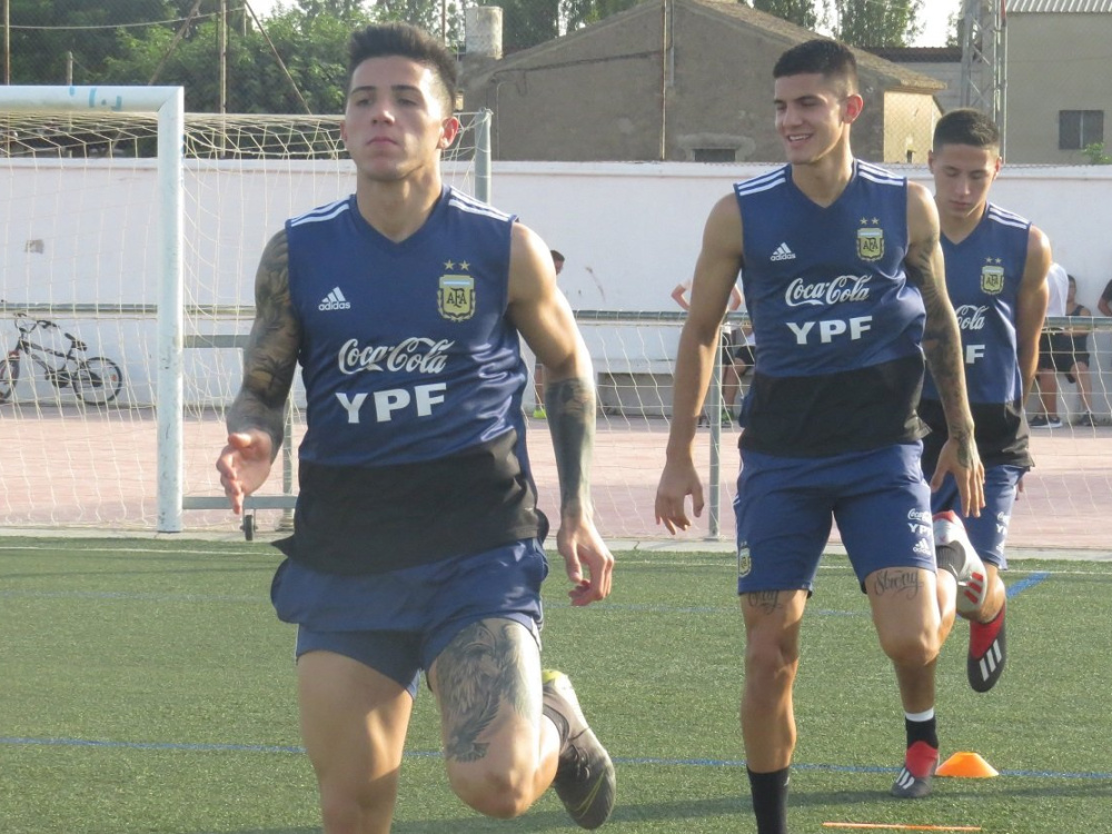 Entrenamiento de la Sub 18 previo al duelo frente a España