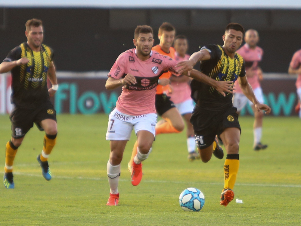 Deportivo Madryn superó 1-0 a Platense por los 32avos de la Copa Argentina