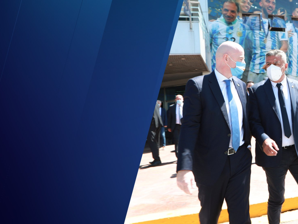 Gianni Infantino visitó el Predio de Ezeiza y fue recibido por Claudio Tapia