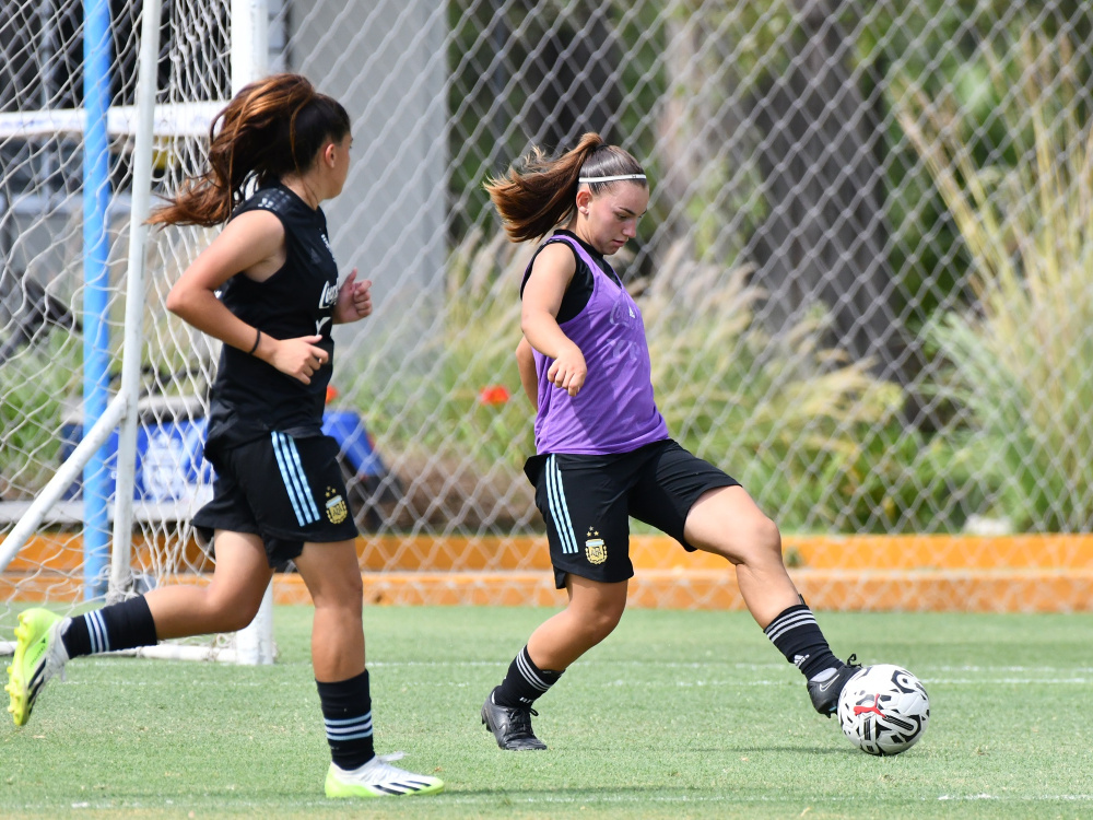 La preselección Sub 17 femenina entrenó en turno matutino