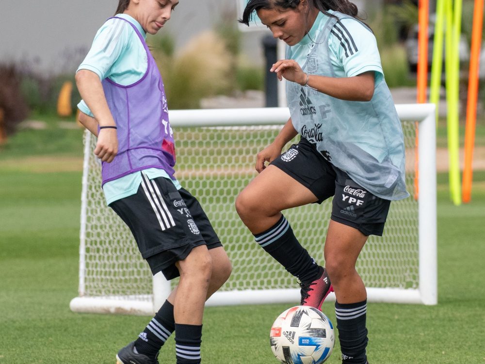 Con un amistoso, finalizó la semana para la preselección juvenil femenina