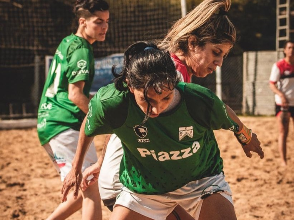 Fútbol Playa Femenino: Se programó la última fecha y puede haber campeón
