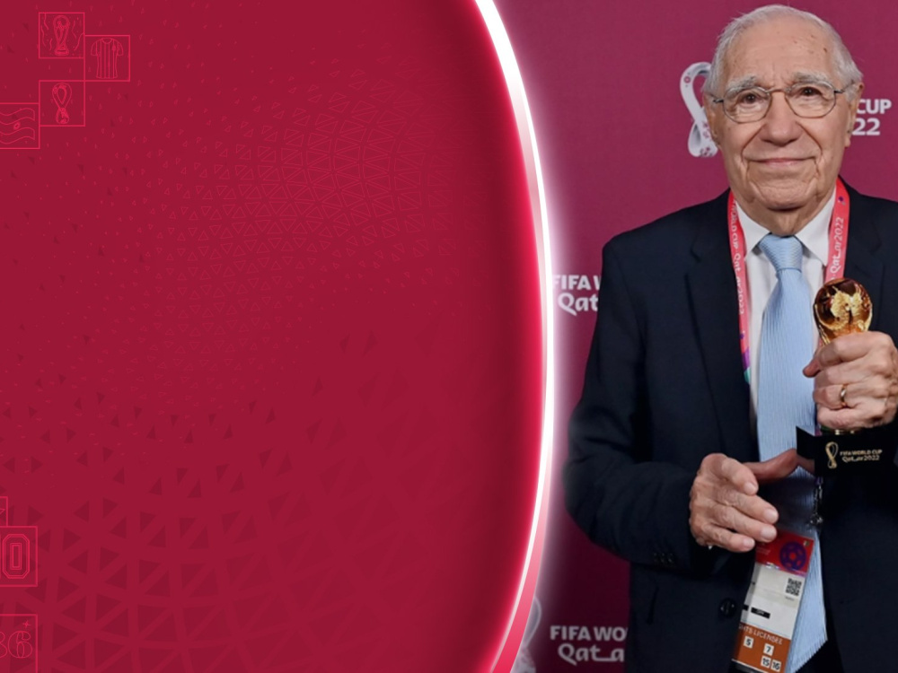 FIFA distinguió al periodista argentino Enrique Macaya Márquez