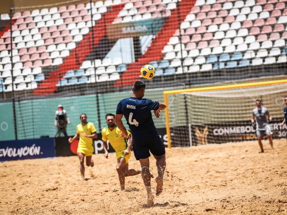 Fútbol Playa: Victoria de Acassuso en la inauguración de la Copa Libertadores
