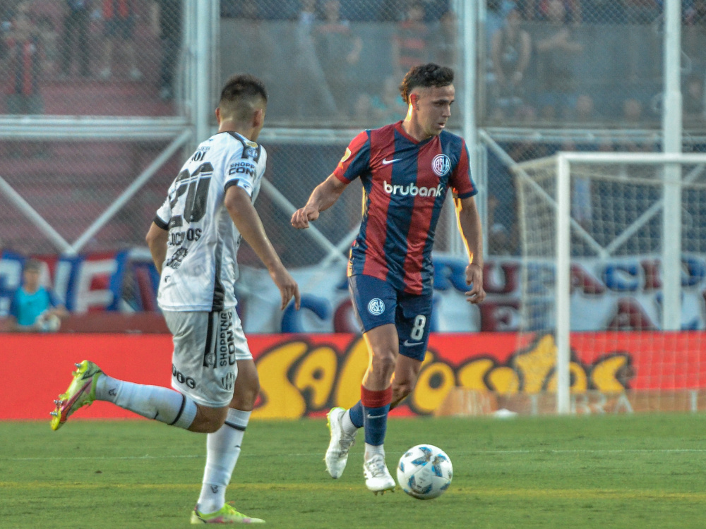 San Lorenzo derrotó 2-0 a Central Córdoba 