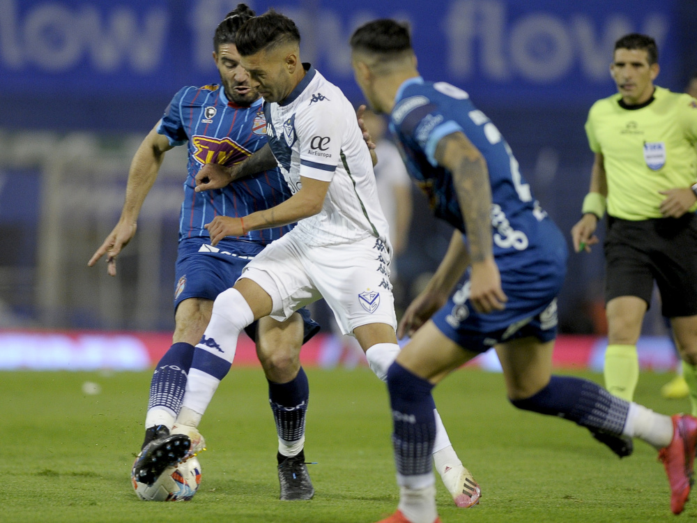 Vélez empató 0-0 con Arsenal en el cierre del viernes