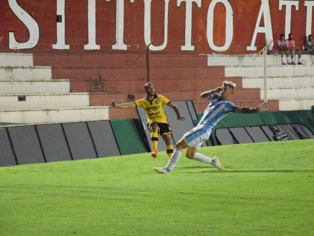 Por los 32avos. de final Atlético Tucumán superó a Comunicaciones 3-0