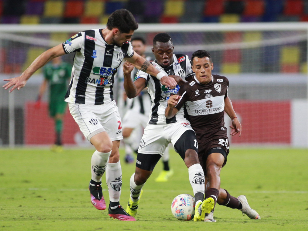 Platense derrotó 1-0 a Central Córdoba en Santiago