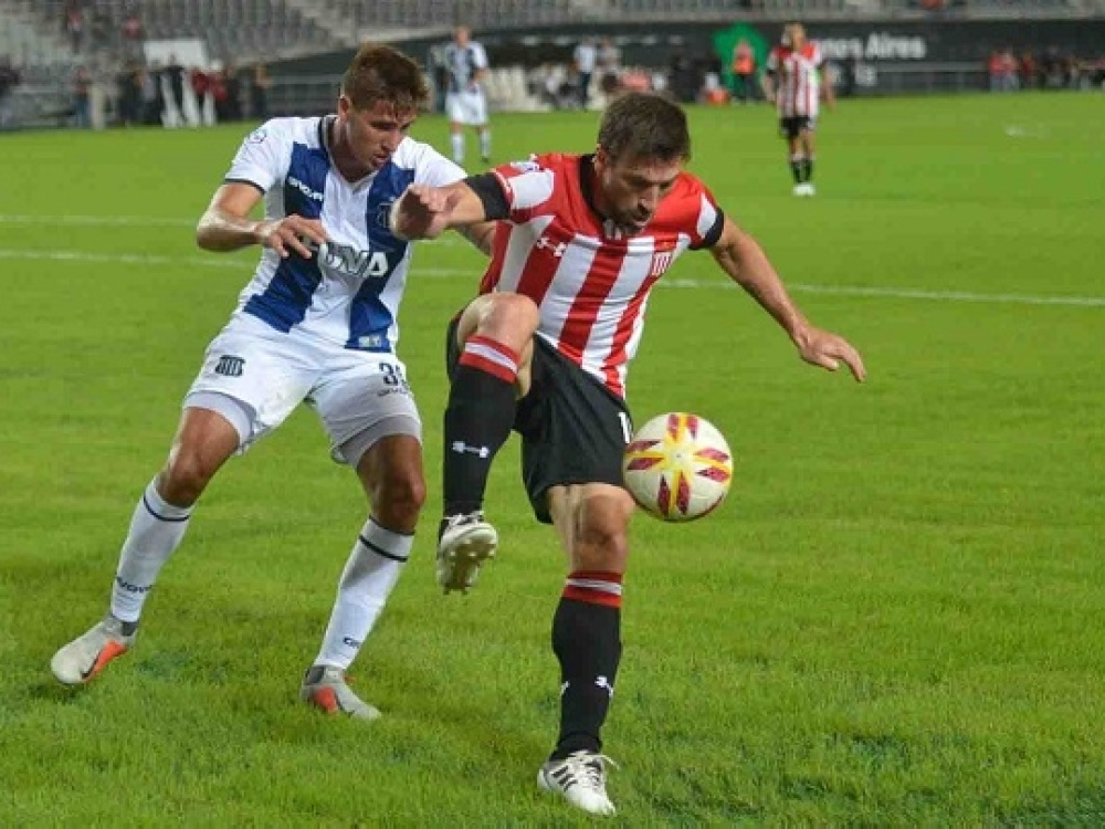 Talleres triunfó en La Plata