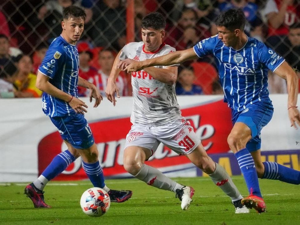 En Santa Fe, Unión venció 2-1 a Godoy Cruz