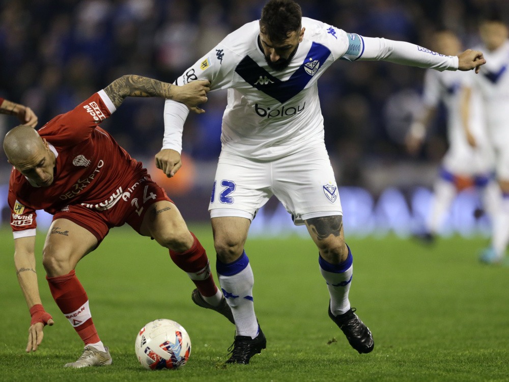 Huracán y Vélez empataron 1-1