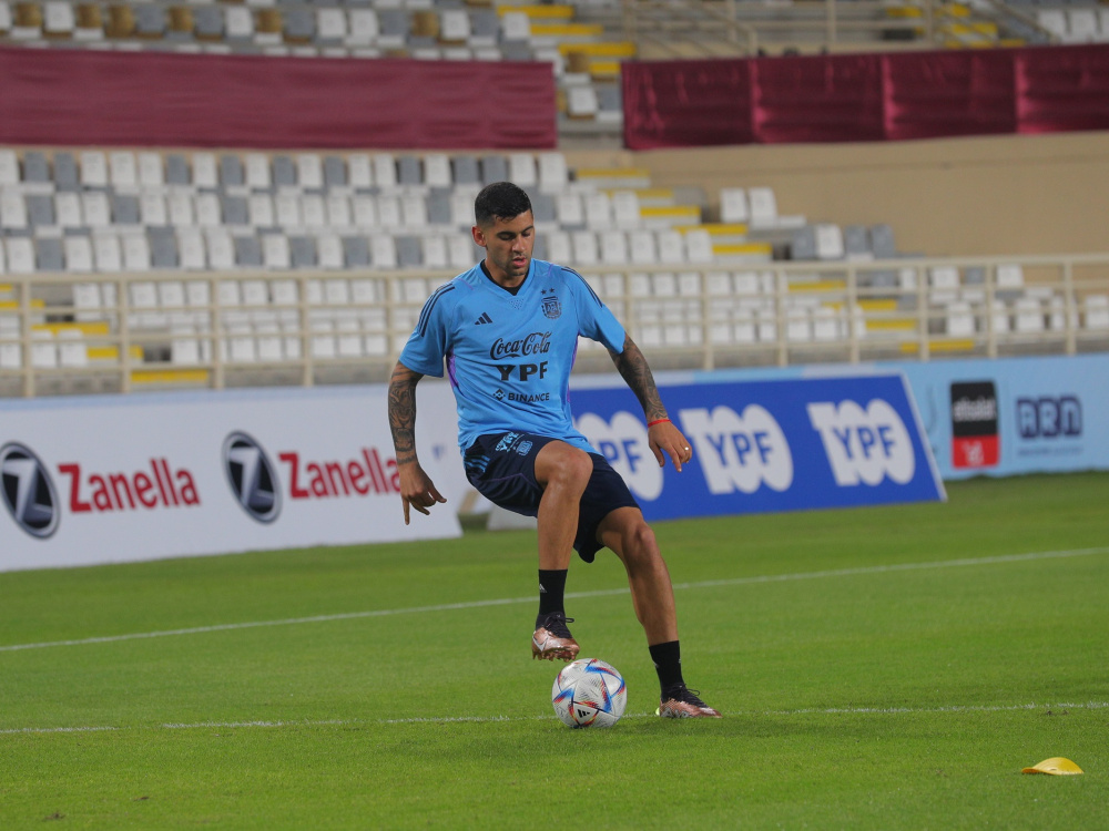 Nuevo entrenamiento en el estadio Al Nahyan de Abu Dhabi