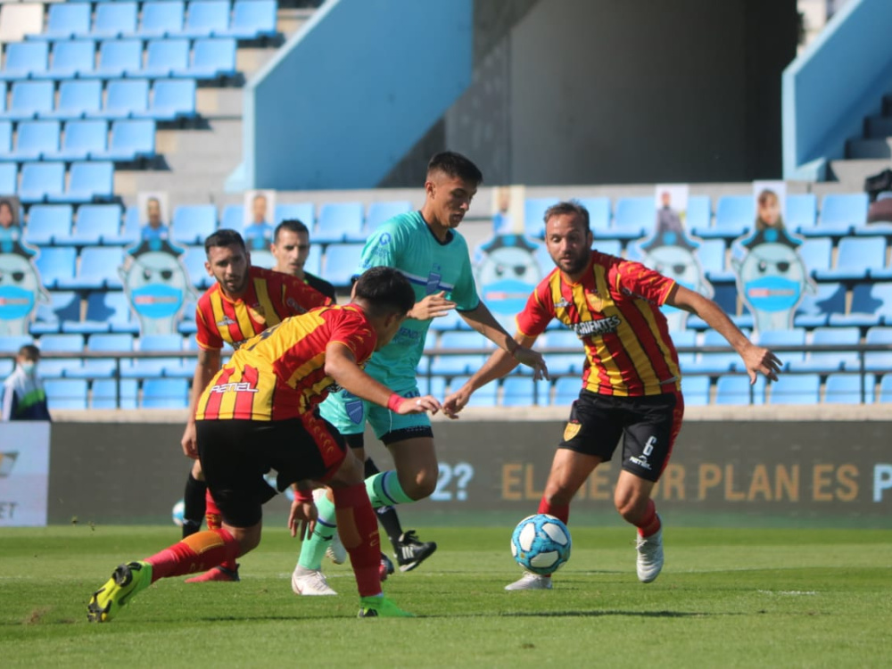 Godoy Cruz derrotó 2-0 a Boca Unidos y avanzó a octavos de final