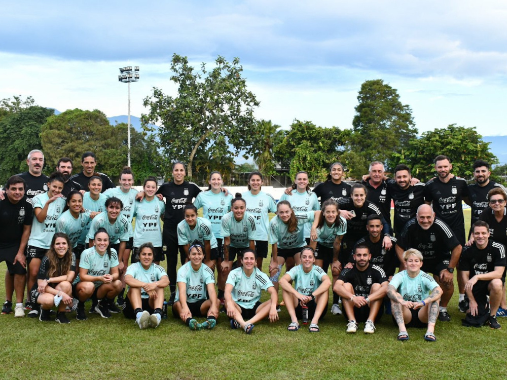 La Selección Femenina entrenó antes de enfrentar a Brasil