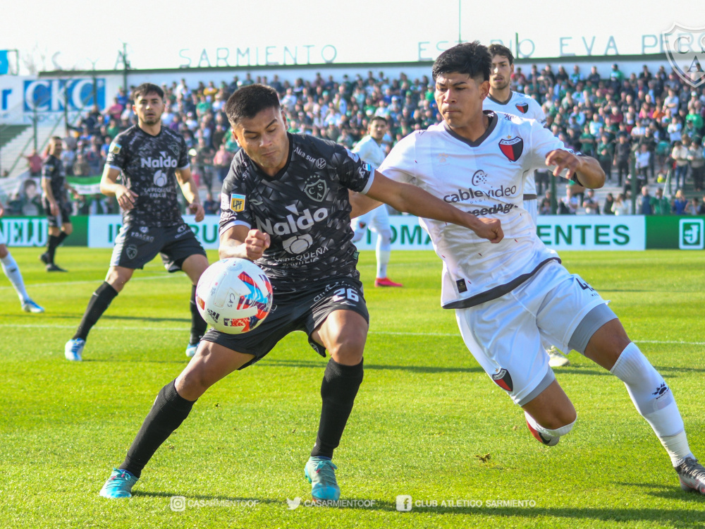 En Junín, Colón se impuso ante Colón por 3 a 1