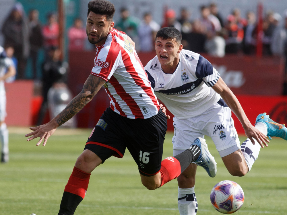 En el inicio de la fecha, Barracas Central y Gimnasia igualaron 1-1 