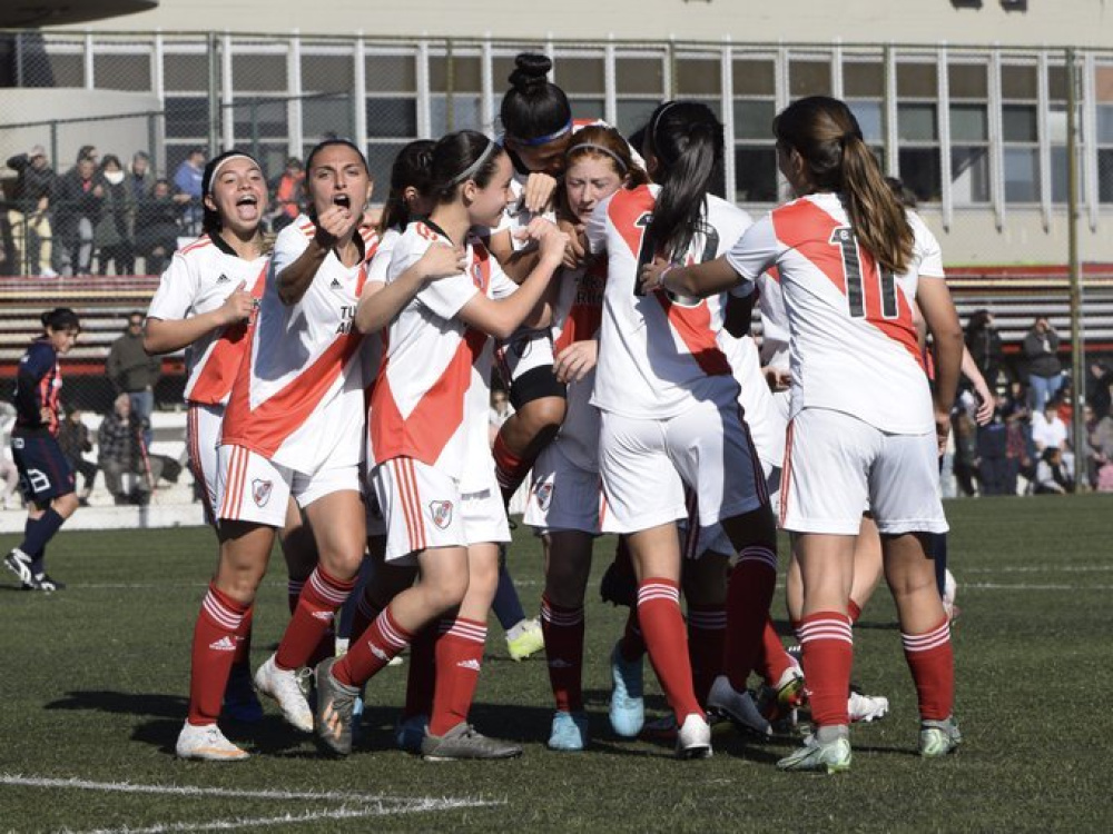 Los torneos juveniles femeninos disputaron la fecha 13