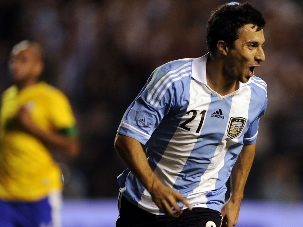 Racing derrotó 2-1 a San Lorenzo en el cierre de la fecha de Primera