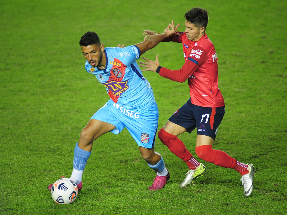 Victoria por 3-0 de Arsenal frente a Wilstermann 