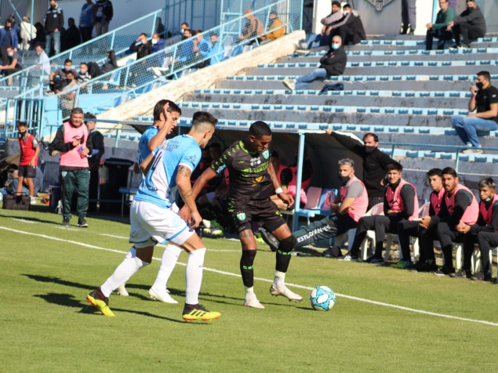 Por los 16avos. de final, Villa San Carlos superó 2-1 a Estudiantes de San Luis y avanzó a la siguiente fase 