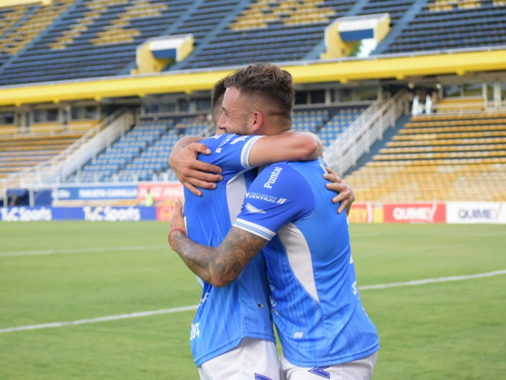 Estudiantes de Río Cuarto venció 1-0 a Estudiantes de Buenos Aires y se clasificó a la final del Reducido 