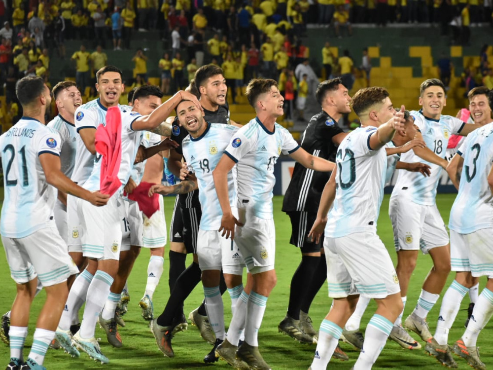 Argentina venció 2-1 a Colombia y se clasificó a los Juegos Olímpicos de Tokio como campeón preolímpico