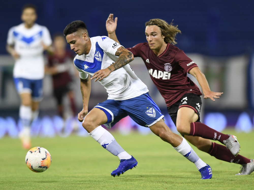 Duelo de argentinos en semifinales: Lanús superó 1-0 a Vélez
