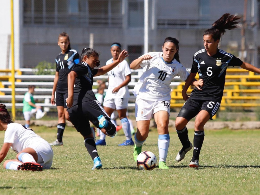 La Sub 17 Femenina superó a Uruguay