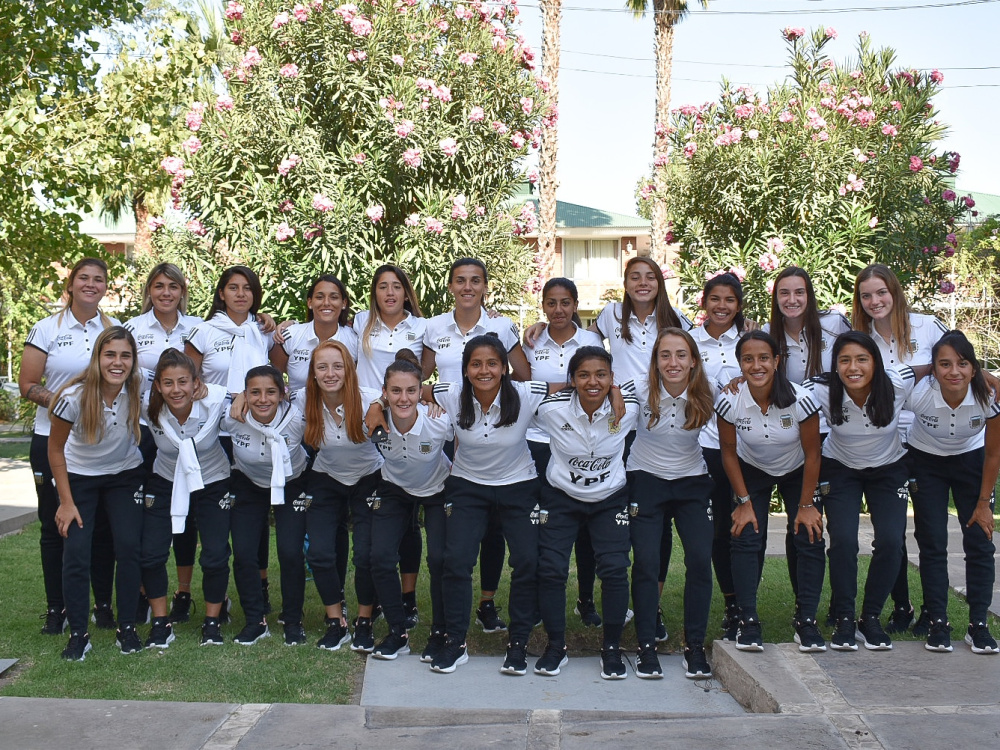 Fotos oficiales de la Selección Femenina Sub 20