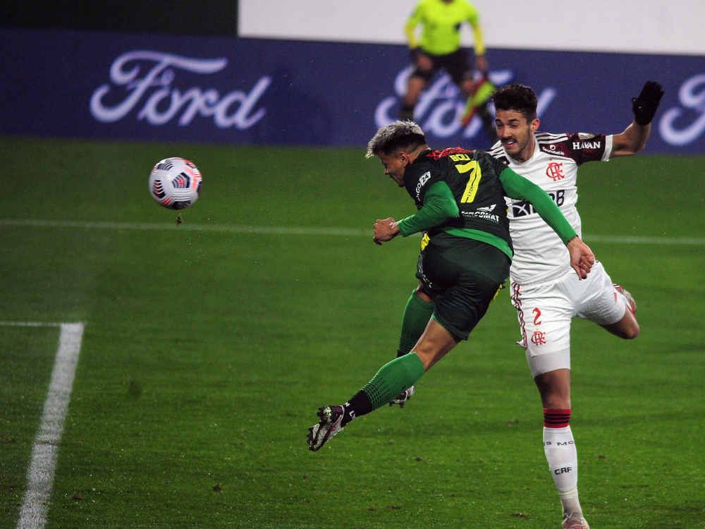 Como local, Defensa y Justicia cayó 1-0 ante Flamengo 
