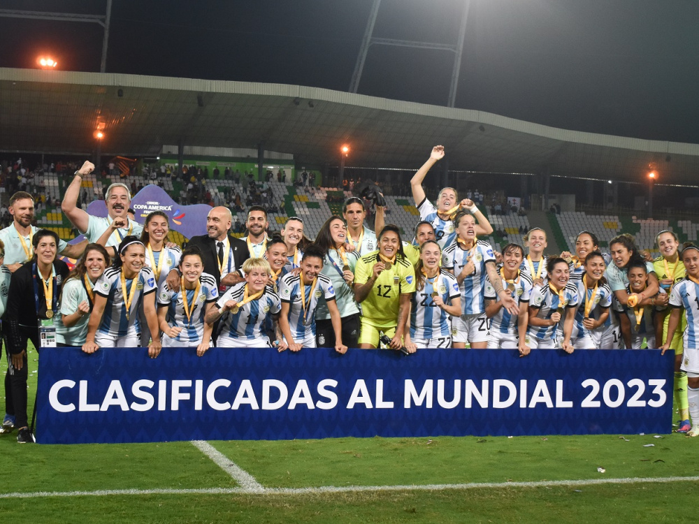 La Selección Femenina ya se encuentra en España