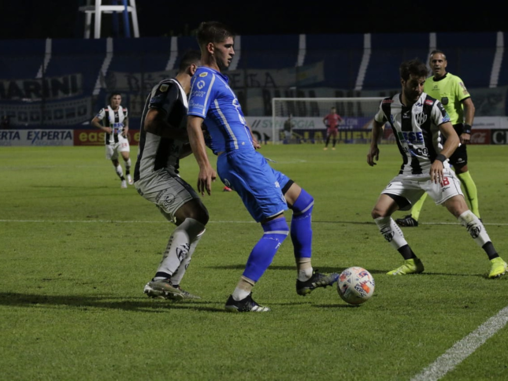 Godoy Cruz superó 1-0 a Central Córdoba en el inicio de la fecha 11