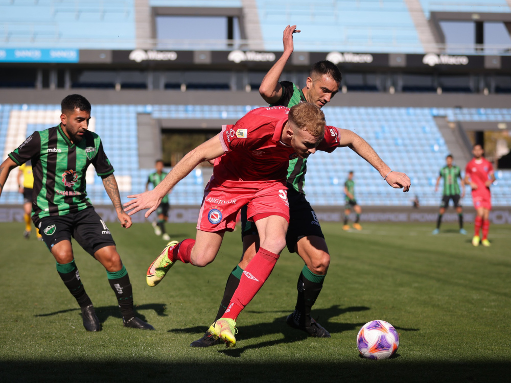 San Martín de San Juan se impuso por la mínima ante Argentinos y clasificó a los cuartos de final