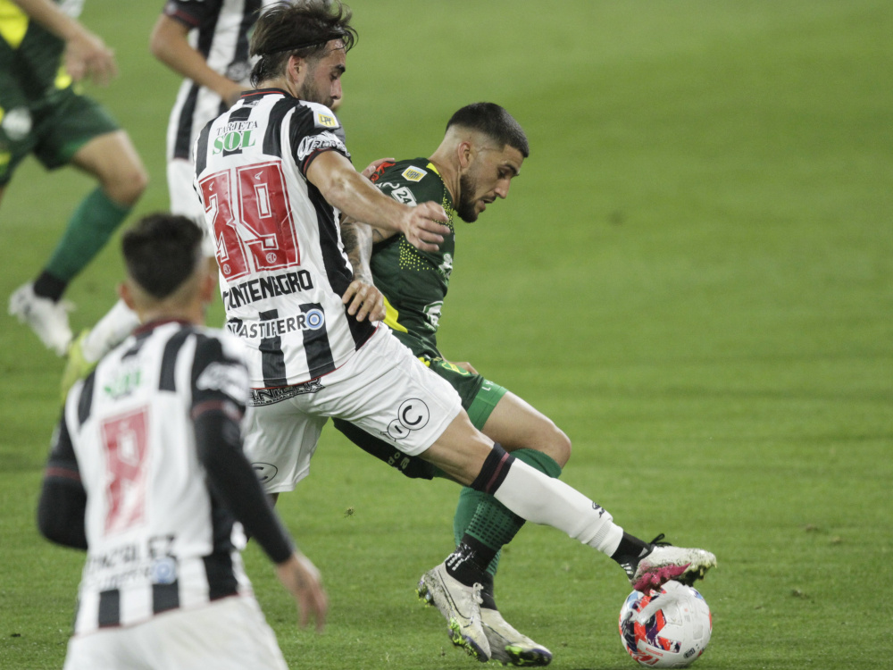 Defensa y Justicia y Central Córdoba igualaron 1-1 en el inicio de la décima fecha