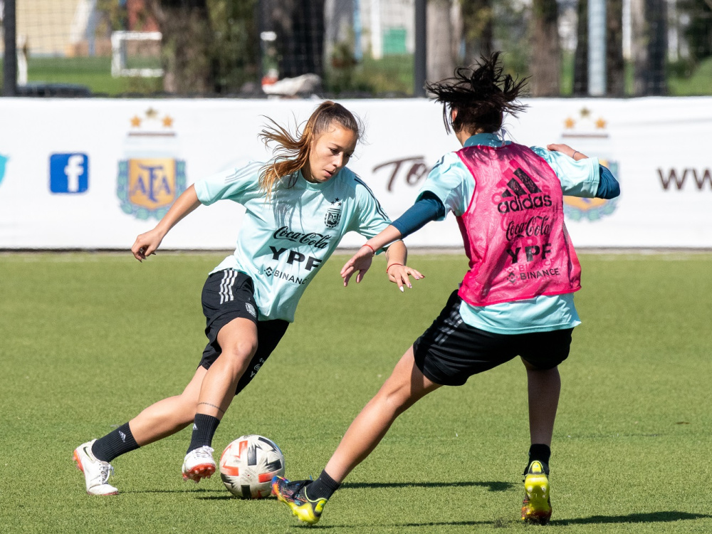 Miércoles de entrenamiento para la preselección femenina Sub 20