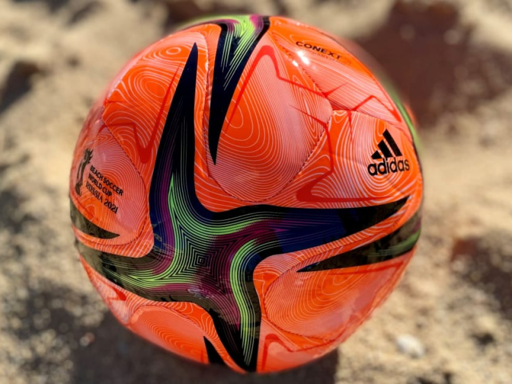 Se presentó el balón oficial de la Copa Mundial de Beach Soccer de la FIFA Rusia 2021™