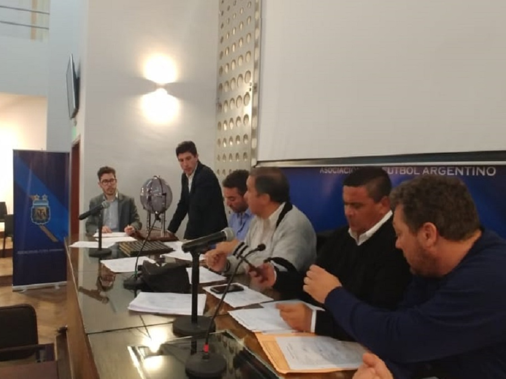 Se sorteó el torneo de juveniles del Nacional B