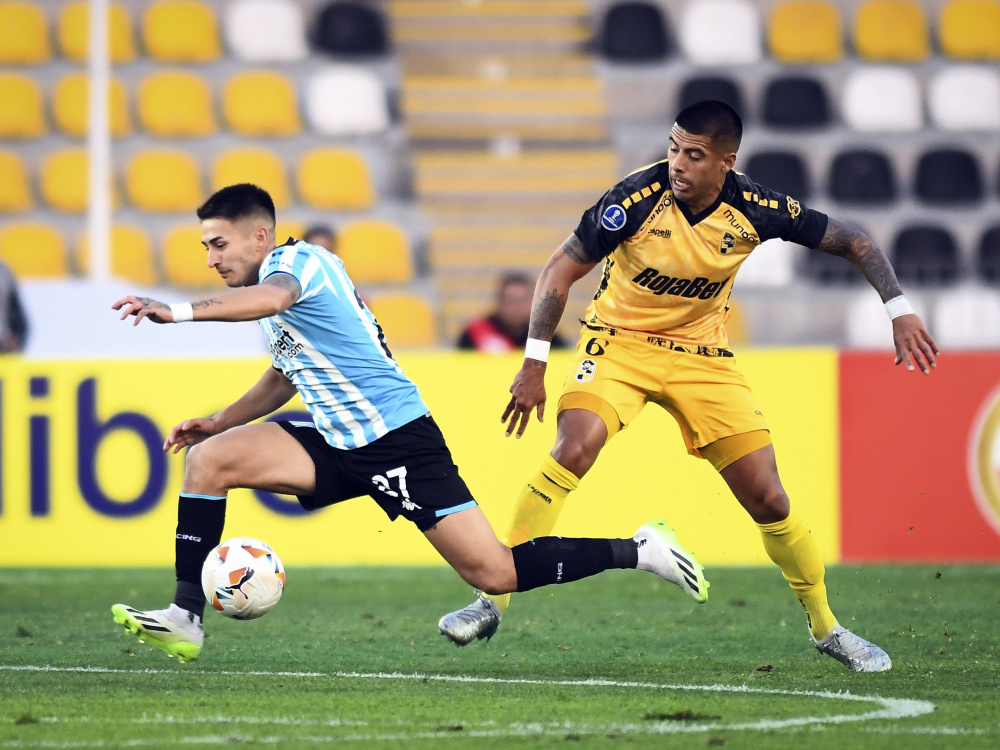 Racing le ganó 2-1 a Coquimbo Unido