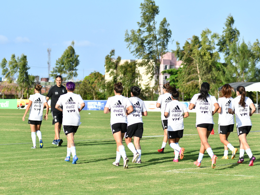Último entrenamiento de la Selección Femenina en Brasil