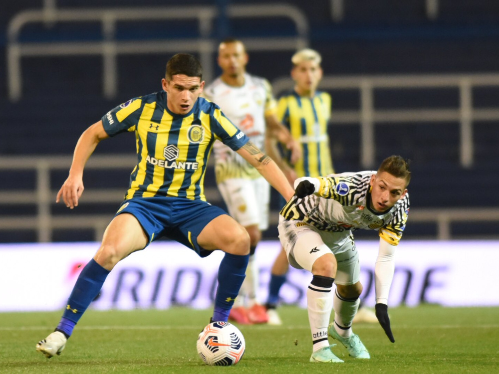 Como local, Rosario Central superó 1-0 a Deportivo Táchira y accedió a los cuartos de final 