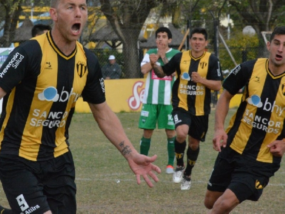 Finalizó la acción en el debut
