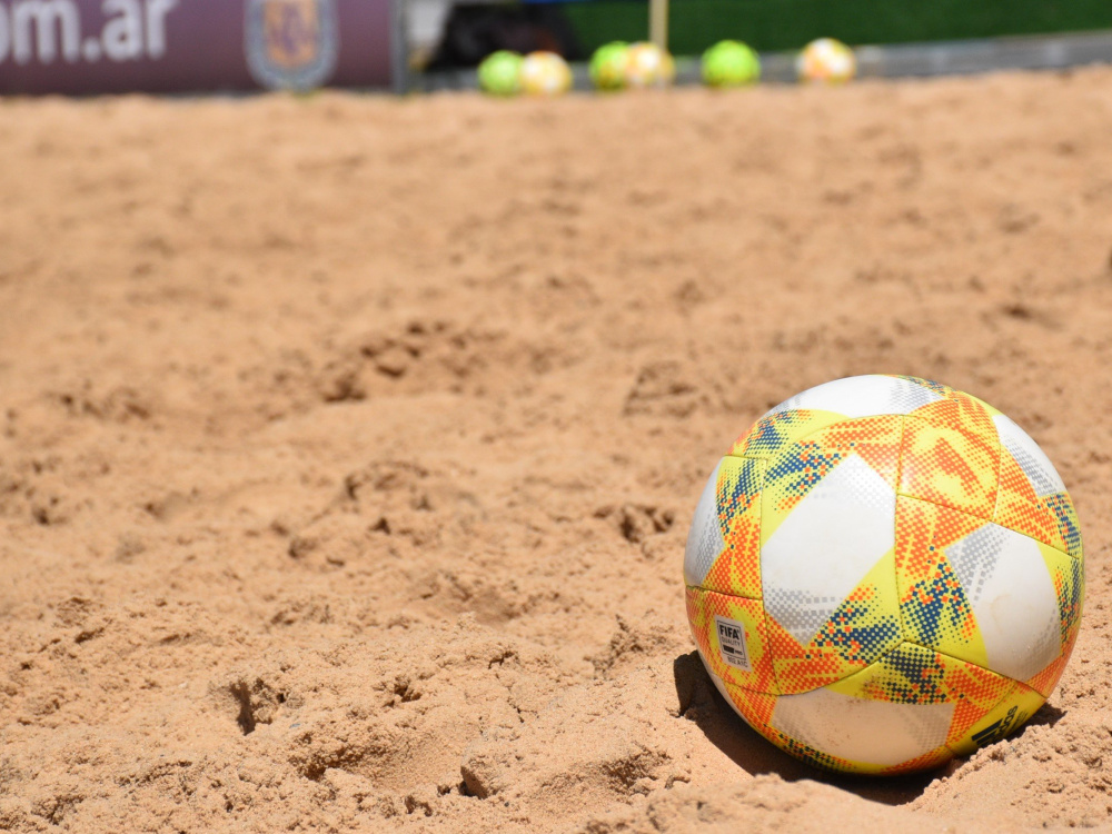 Arranca la temporada regular de Fútbol Playa con los torneos de Primera, Primera Femenino y Primera B