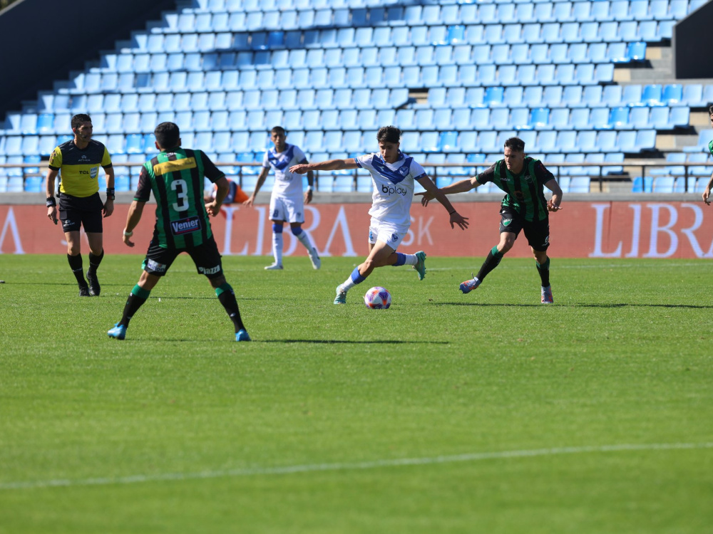 San Martín de San Juan se impuso por penales ante Vélez