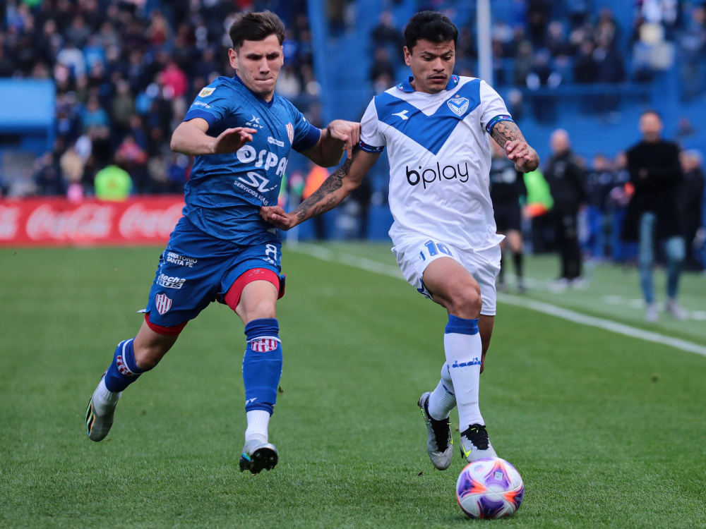 Veléz y Unión empataron sin goles