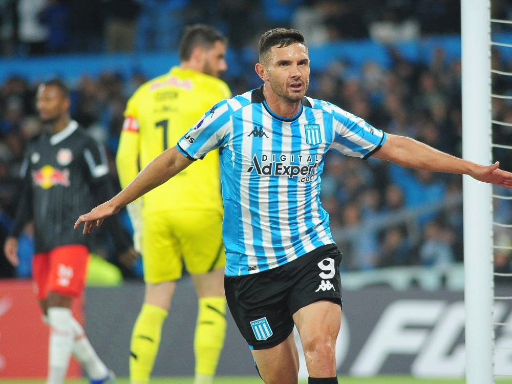 En Avellaneda, Racing superó 3-0 a Red Bull Bragantino