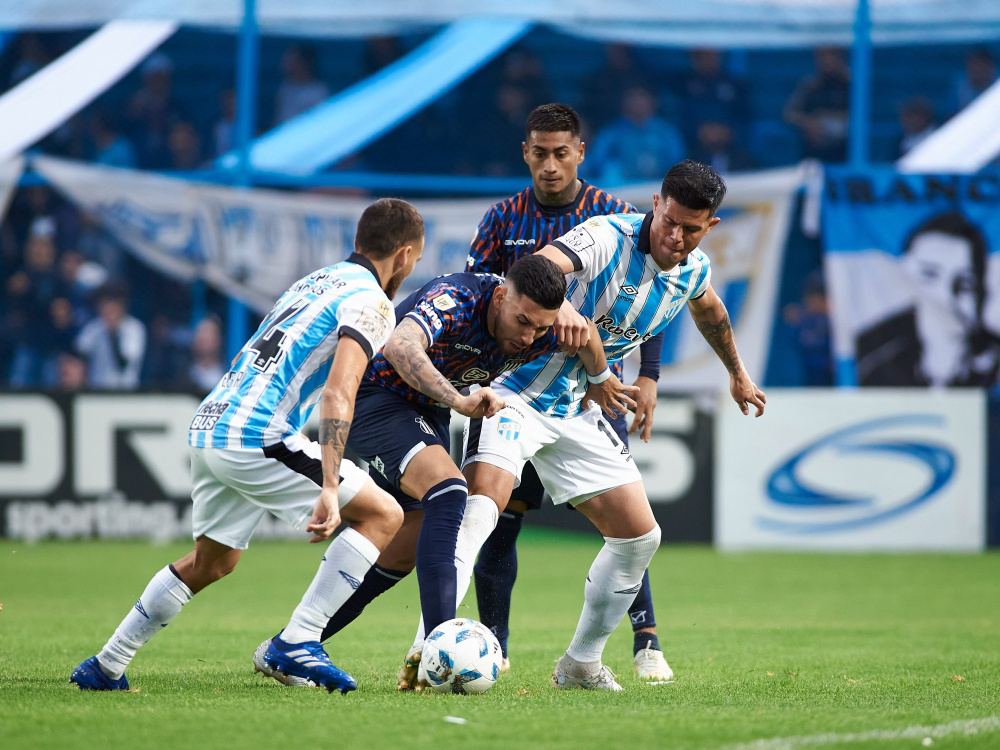 Atlético Tucumán derrotó a Talleres 1-0